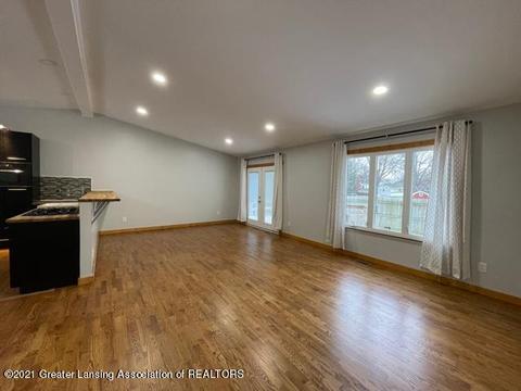3939 Windemere Dr, Lansing, MI 48911 photo 6
