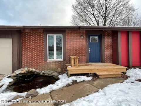 3939 Windemere Dr, Lansing, MI 48911 photo 2
