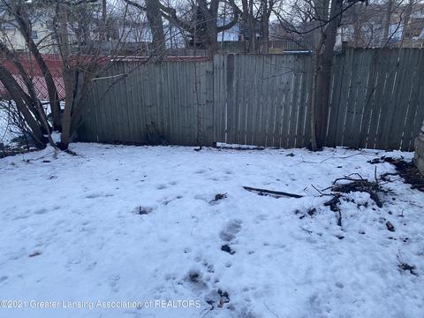 1439 Eureka St, Lansing, MI 48912 photo 5