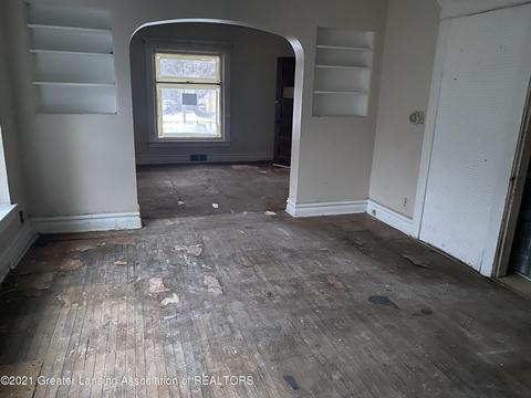 1439 Eureka St, Lansing, MI 48912 photo 7