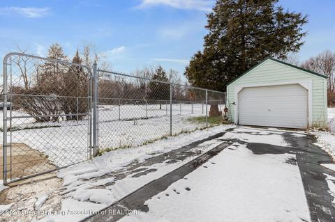 6101 Rich St, Davison, MI 48423 photo 5