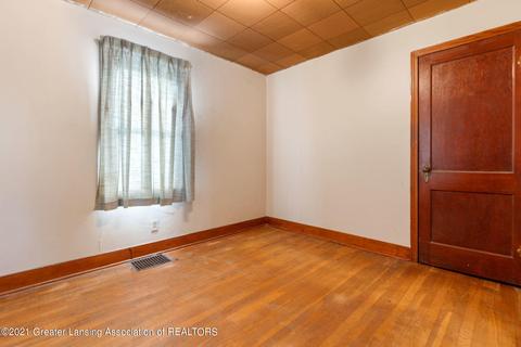 6101 Rich St, Davison, MI 48423 photo 10