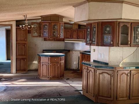 1237 Millbrook Rd, Blanchard, MI 49310 photo 17