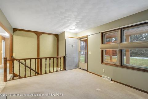 12217 Airport Rd, Dewitt, MI 48820 photo 7