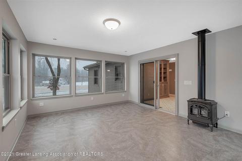 12217 Airport Rd, Dewitt, MI 48820 photo 17