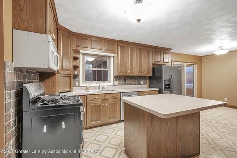 12217 Airport Rd, Dewitt, MI 48820 photo 12
