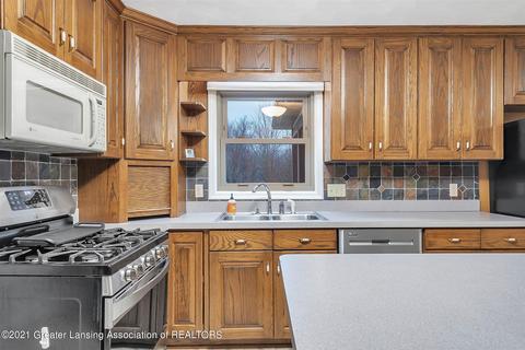 12217 Airport Rd, Dewitt, MI 48820 photo 10