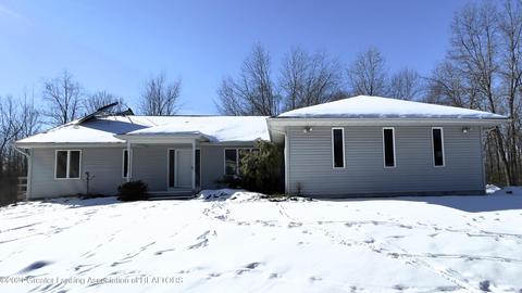 13158 Wood Rd, Bath, MI 48808 photo 7