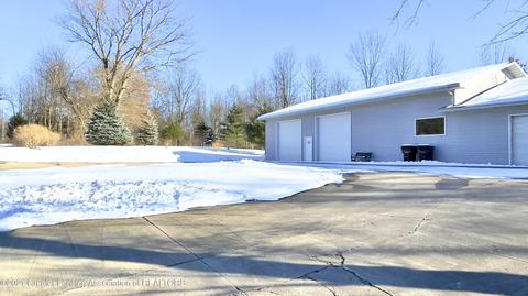 13158 Wood Rd, Bath, MI 48808 photo 19