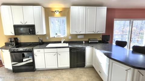 13158 Wood Rd, Bath, MI 48808 photo 49