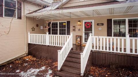 113 N Market St, Dewitt, MI 48820 photo 4