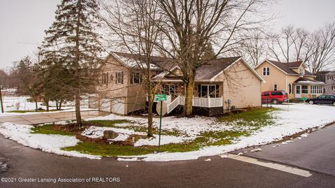 113 N Market St, Dewitt, MI 48820 photo 2