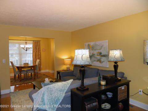 1306 E Cesar E Chavez Ave, Lansing, MI 48906 photo 9