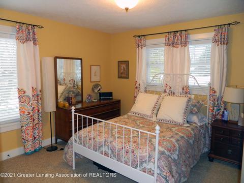 1306 E Cesar E Chavez Ave, Lansing, MI 48906 photo 15