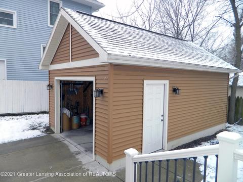1306 E Cesar E Chavez Ave, Lansing, MI 48906 photo 30