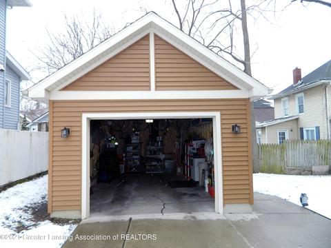 1306 E Cesar E Chavez Ave, Lansing, MI 48906 photo 27