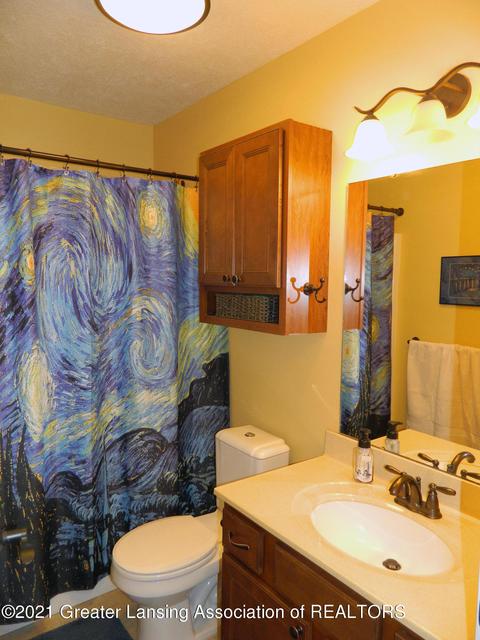 1306 E Cesar E Chavez Ave, Lansing, MI 48906 photo 23