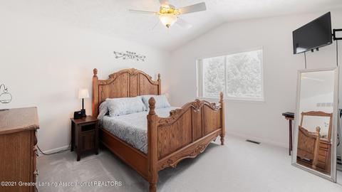 1237 Sumac Ln, Holt, MI 48842 photo 9
