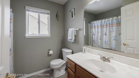 1237 Sumac Ln, Holt, MI 48842 photo 14