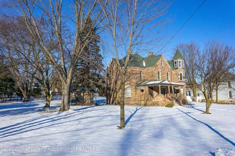 421 N Pine River St, Ithaca, MI 48847 photo 5