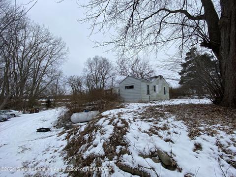 6005 Park Lake Rd, Bath, MI 48808 photo 5