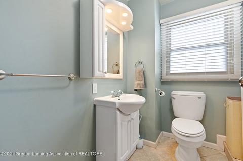 1560 E Mead Rd, Saint Johns, MI 48879 photo 26