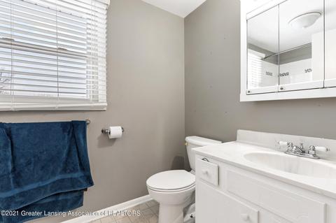 1560 E Mead Rd, Saint Johns, MI 48879 photo 35