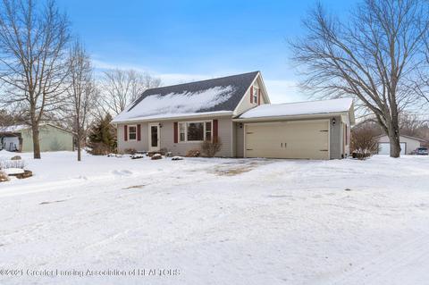 1560 E Mead Rd, Saint Johns, MI 48879 photo 4