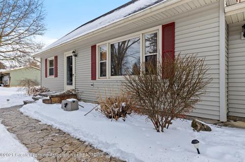 1560 E Mead Rd, Saint Johns, MI 48879 photo 5