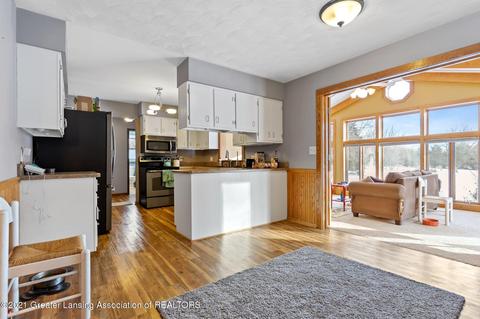 1560 E Mead Rd, Saint Johns, MI 48879 photo 19