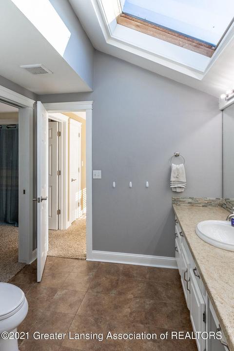 1210 Ascot Pl, Haslett, MI 48840 photo 22