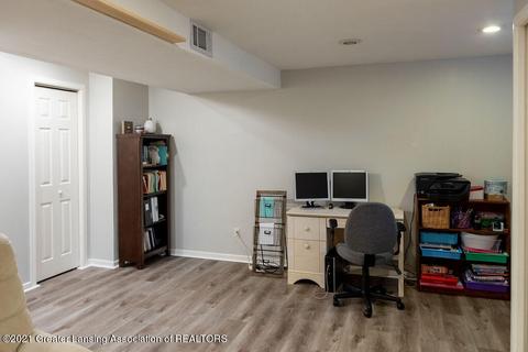 1210 Ascot Pl, Haslett, MI 48840 photo 29