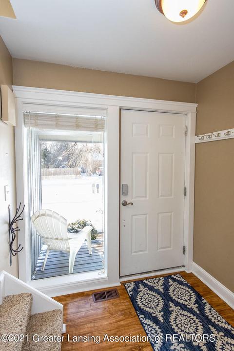 1210 Ascot Pl, Haslett, MI 48840 photo 5