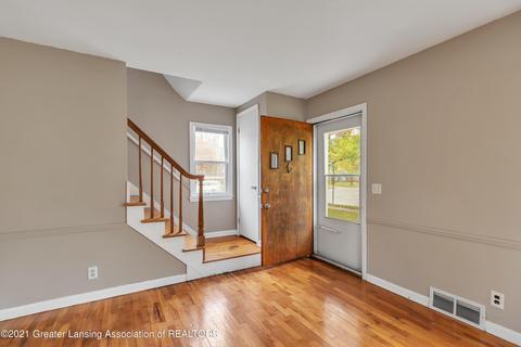 2115 Cooper Ave, Lansing, MI 48910 photo 6