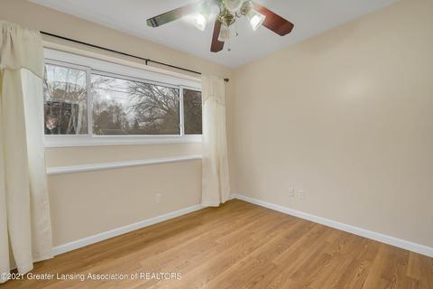 5832 Montebello Ave, Haslett, MI 48840 photo 24