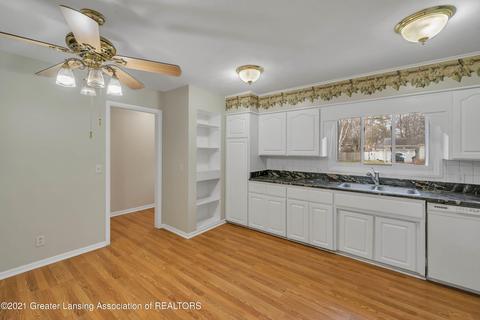 5832 Montebello Ave, Haslett, MI 48840 photo 10