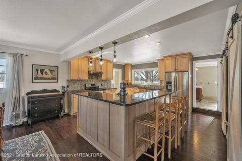 266 E St Charles Rd, Ithaca, MI 48847 photo 14