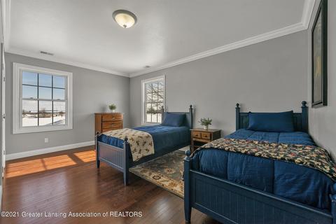 266 E St Charles Rd, Ithaca, MI 48847 photo 32