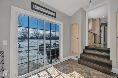 266 E St Charles Rd, Ithaca, MI 48847 photo 18