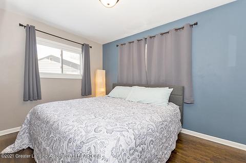 3400 Sunnylane, Lansing, MI 48906 photo 9