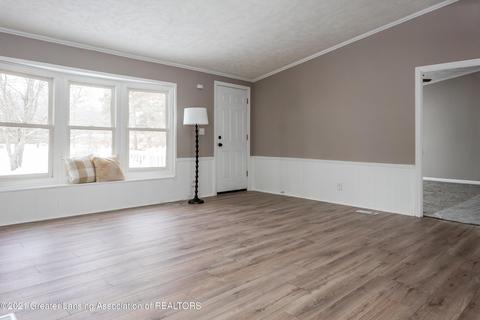 9955 Stoll Rd, Haslett, MI 48840 photo 6