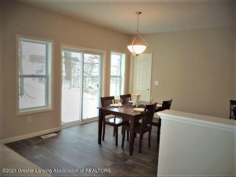 1120 River Oaks Dr, Dewitt, MI 48820 photo 10