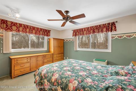 1306 Sandhill Dr, Dewitt, MI 48820 photo 25