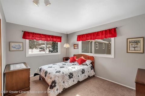 1306 Sandhill Dr, Dewitt, MI 48820 photo 23