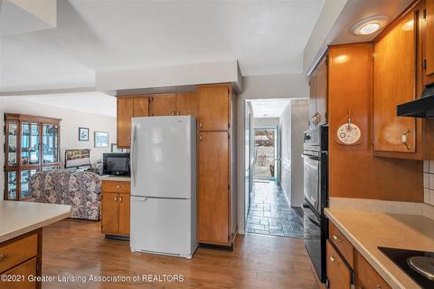 1306 Sandhill Dr, Dewitt, MI 48820 photo 19