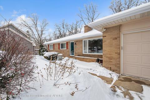 1306 Sandhill Dr, Dewitt, MI 48820 photo 5