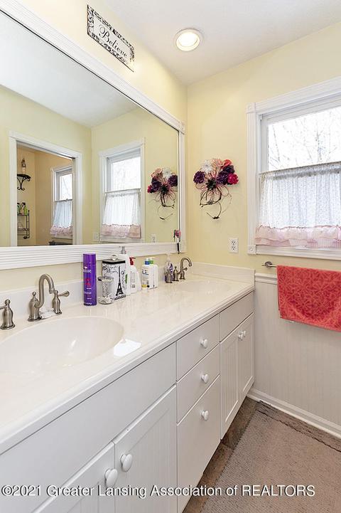 6559 Williams Rd, Dimondale, MI 48821 photo 27
