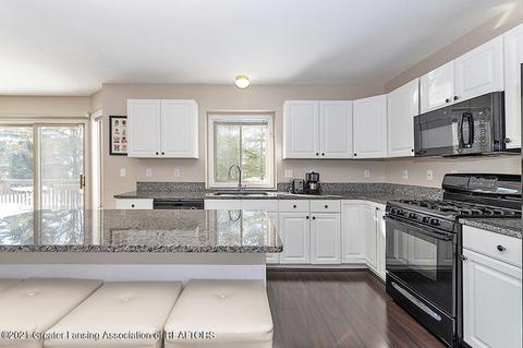 3899 Sun Rapids Dr, Okemos, MI 48864 photo 13