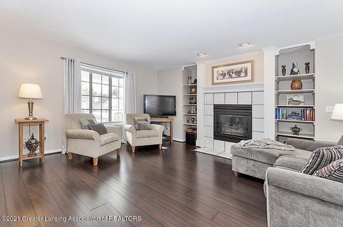 3899 Sun Rapids Dr, Okemos, MI 48864 photo 3