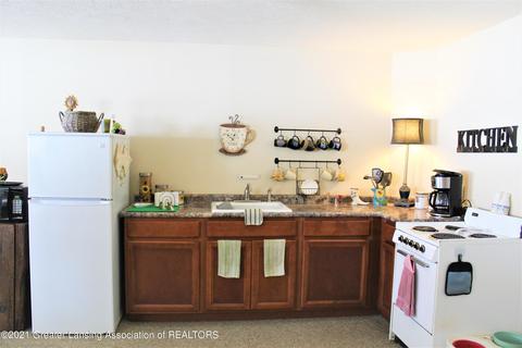 2575 Limerick Cir, Holt, MI 48842 photo 29